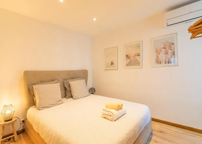 Vieil Antibes, 3 Min De La Gravette Antibes